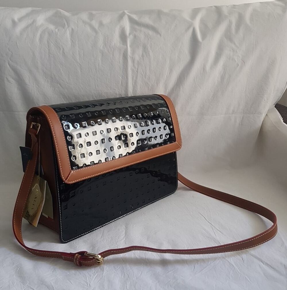 Large ARCADIA PATENT LEATHER Black/Tan SHOULDER/CROSSBODY BAG MADE ITALY NWT